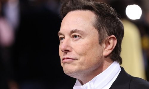 NewsDrops.in Elon Musk reveals new name for Twitter; Tweets to be renamed ‘X’